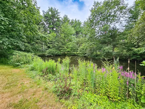 $2,995 | 34 Hidden Meadows Lane, Unit A, Eliot, ME 03903