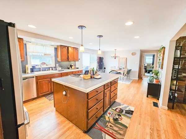 $2,995 | 34 Hidden Meadows Lane, Unit A, Eliot, ME 03903