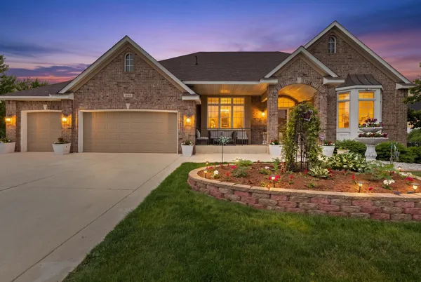 $824,000 | 3401 Fox Tail Trail Northwest, Prior Lake, MN 55372