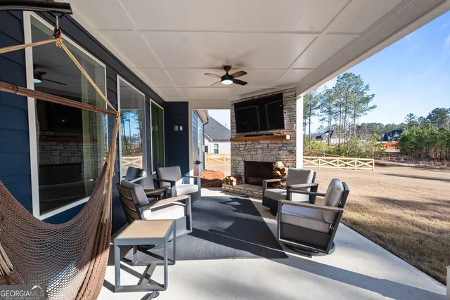 $859,900 | 326 Atlantica Drive, Newnan, GA 30263