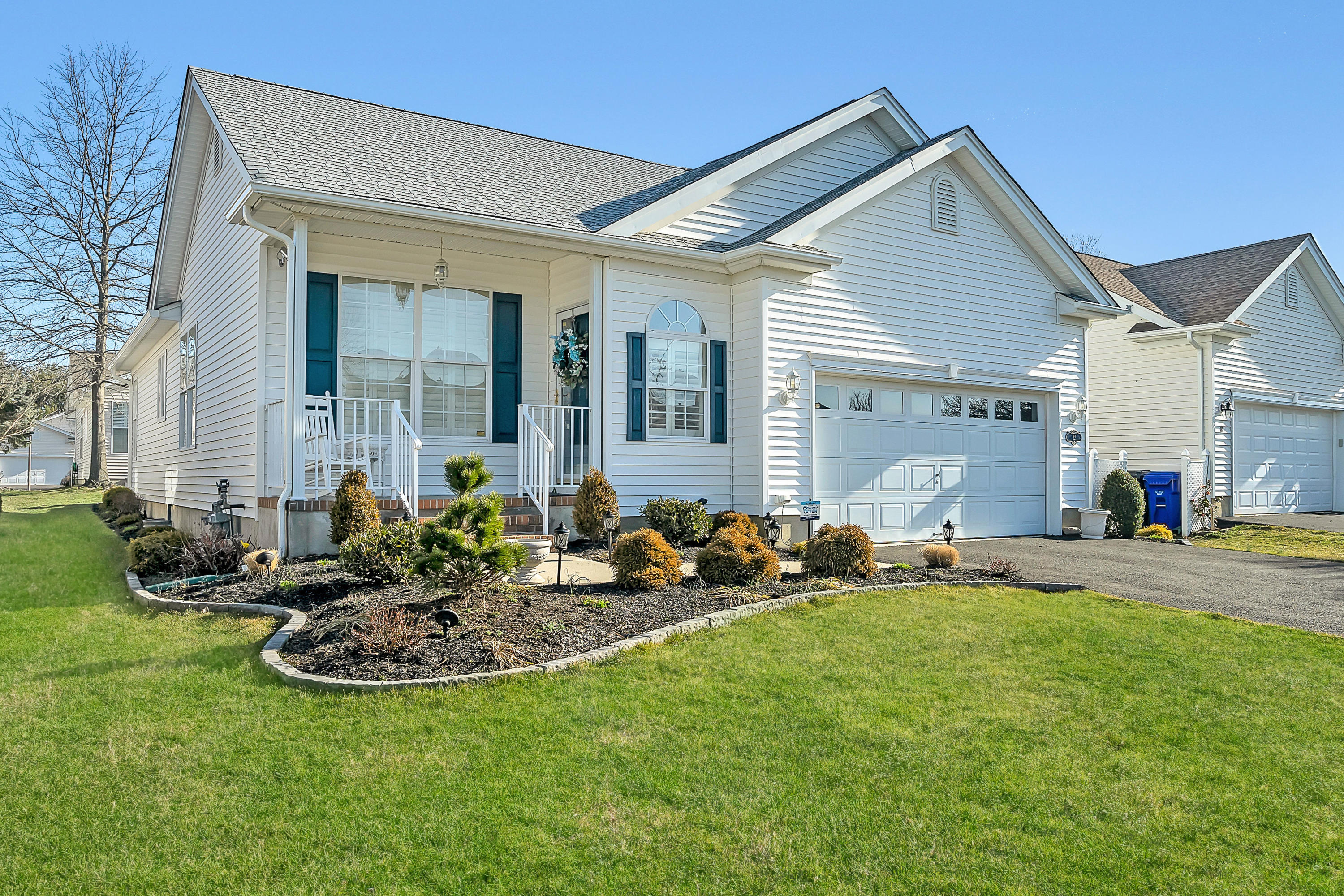 22 Shelley Road Brick, NJ 08724 - Photo 2 of 23 002_dsc00113_1b