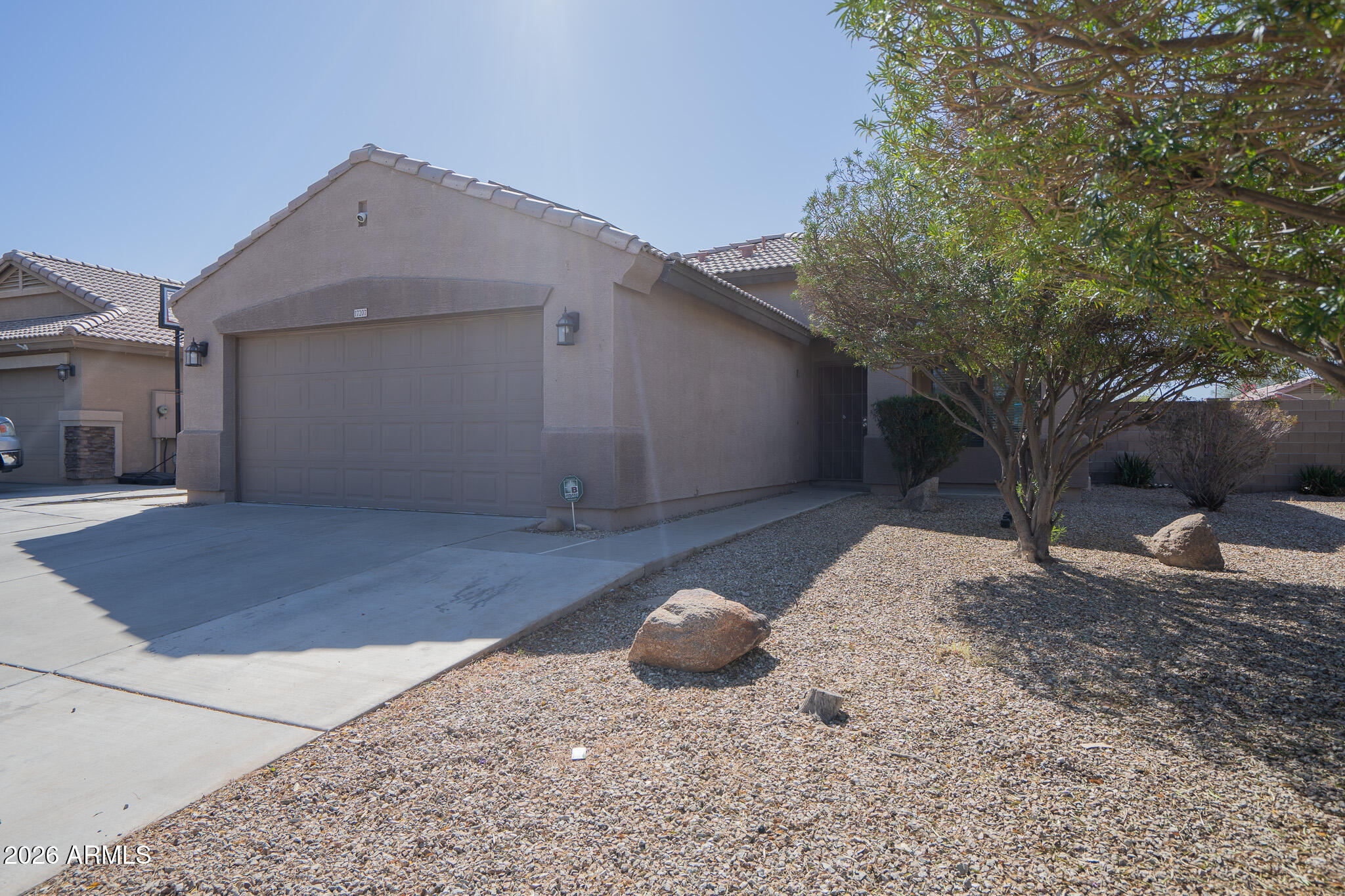 17207 West Durango Street Goodyear, AZ 85338 - Photo 3 of 32