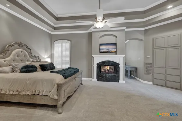 $998,000 | 9752 Trophy Oaks Drive, San Antonio, TX 78266