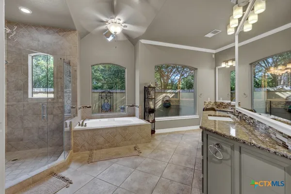 $998,000 | 9752 Trophy Oaks Drive, San Antonio, TX 78266