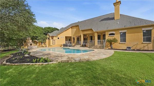 $998,000 | 9752 Trophy Oaks Drive, San Antonio, TX 78266