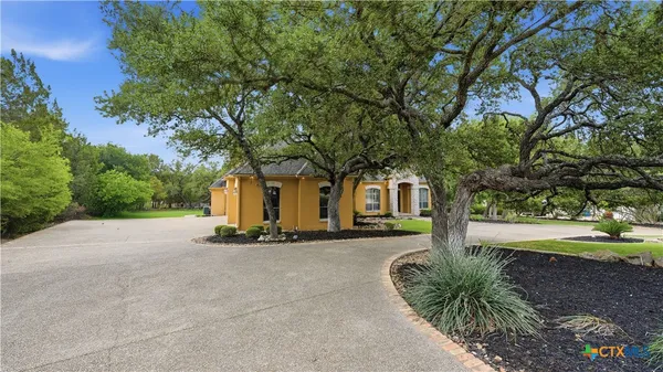 $998,000 | 9752 Trophy Oaks Drive, San Antonio, TX 78266