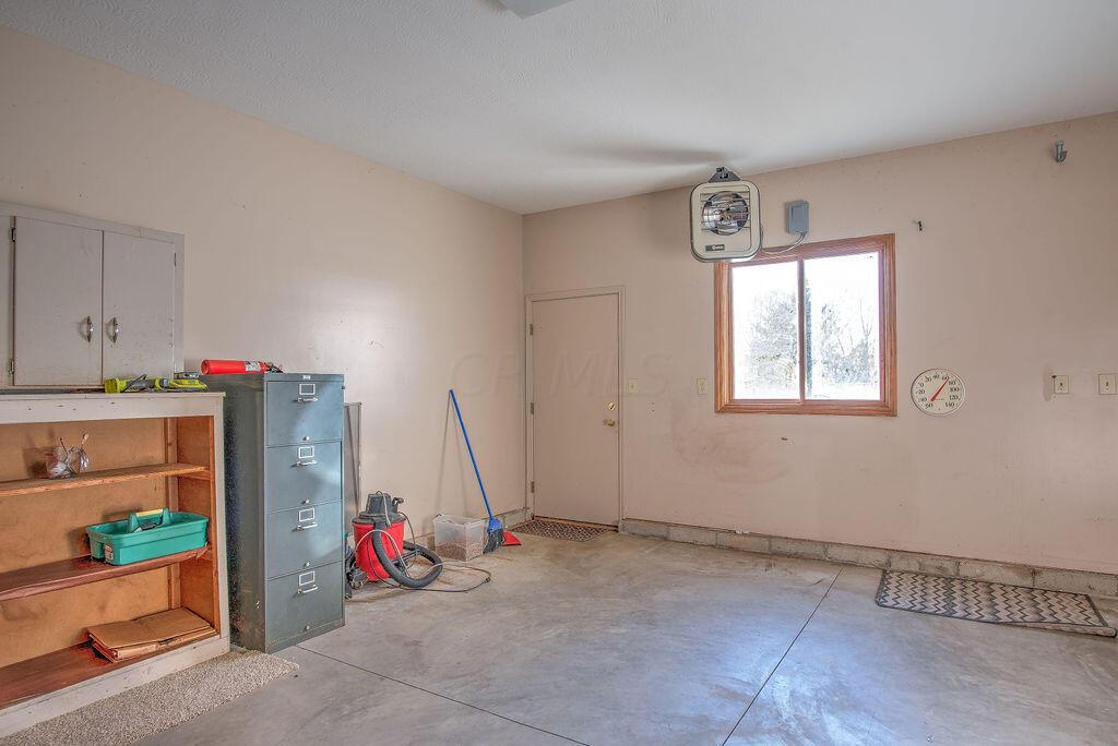 4299 Clark-Shaw Road Powell, OH 43065 - Photo 18 of 24 heated workshop