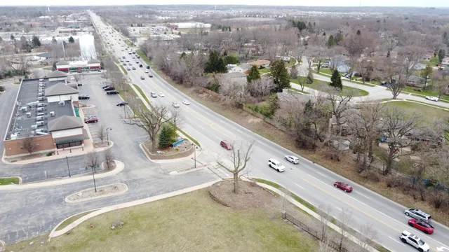 $154,900 | 1188 East Algonquin Road, Algonquin, IL 60102