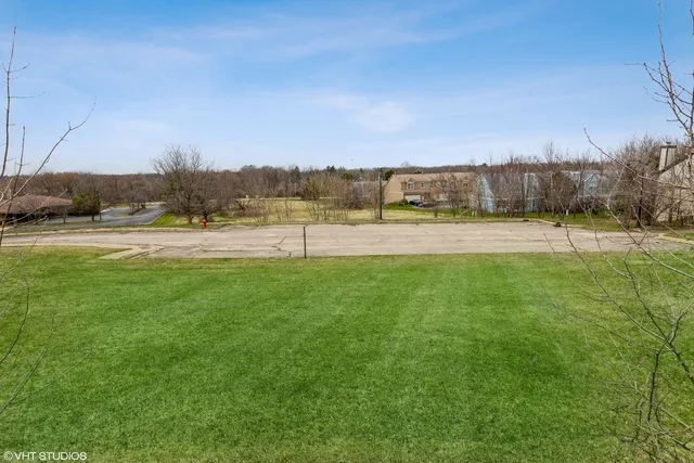 $154,900 | 1188 East Algonquin Road, Algonquin, IL 60102