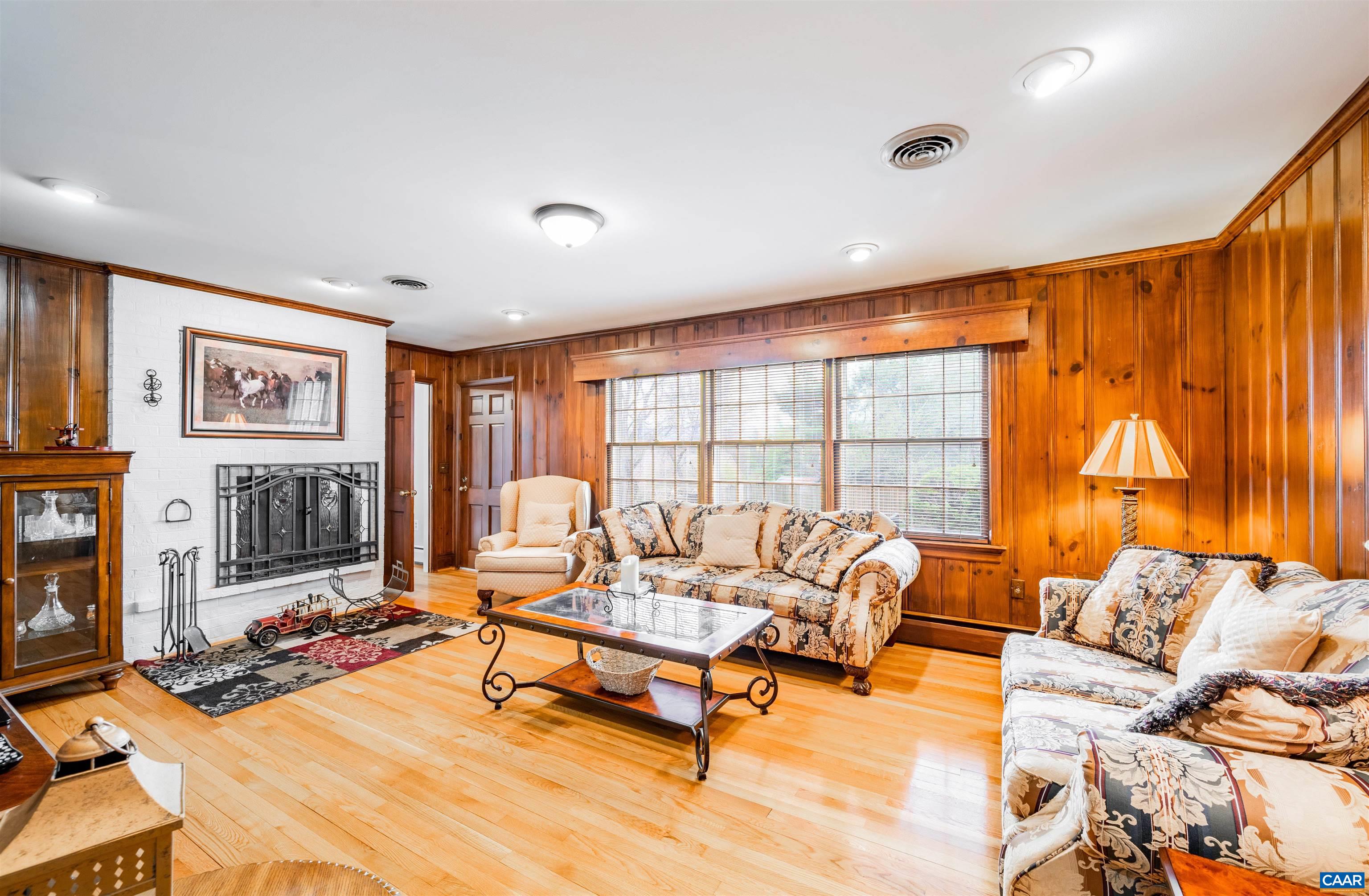 806 Kent Road Waynesboro, VA 22980 - Photo 18 of 57 Gallery Image 18