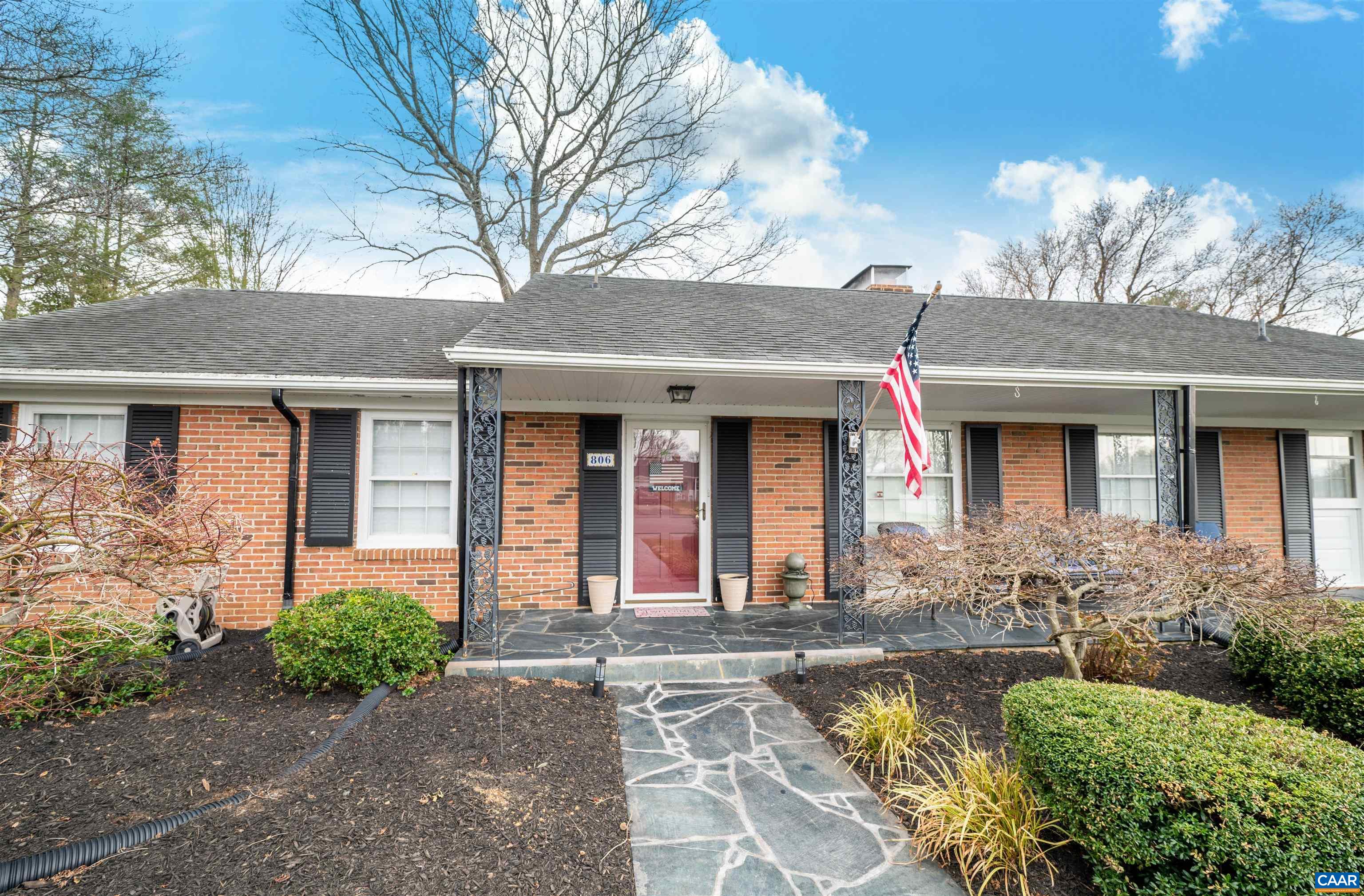 806 Kent Road Waynesboro, VA 22980 - Photo 2 of 57 Gallery Image 2