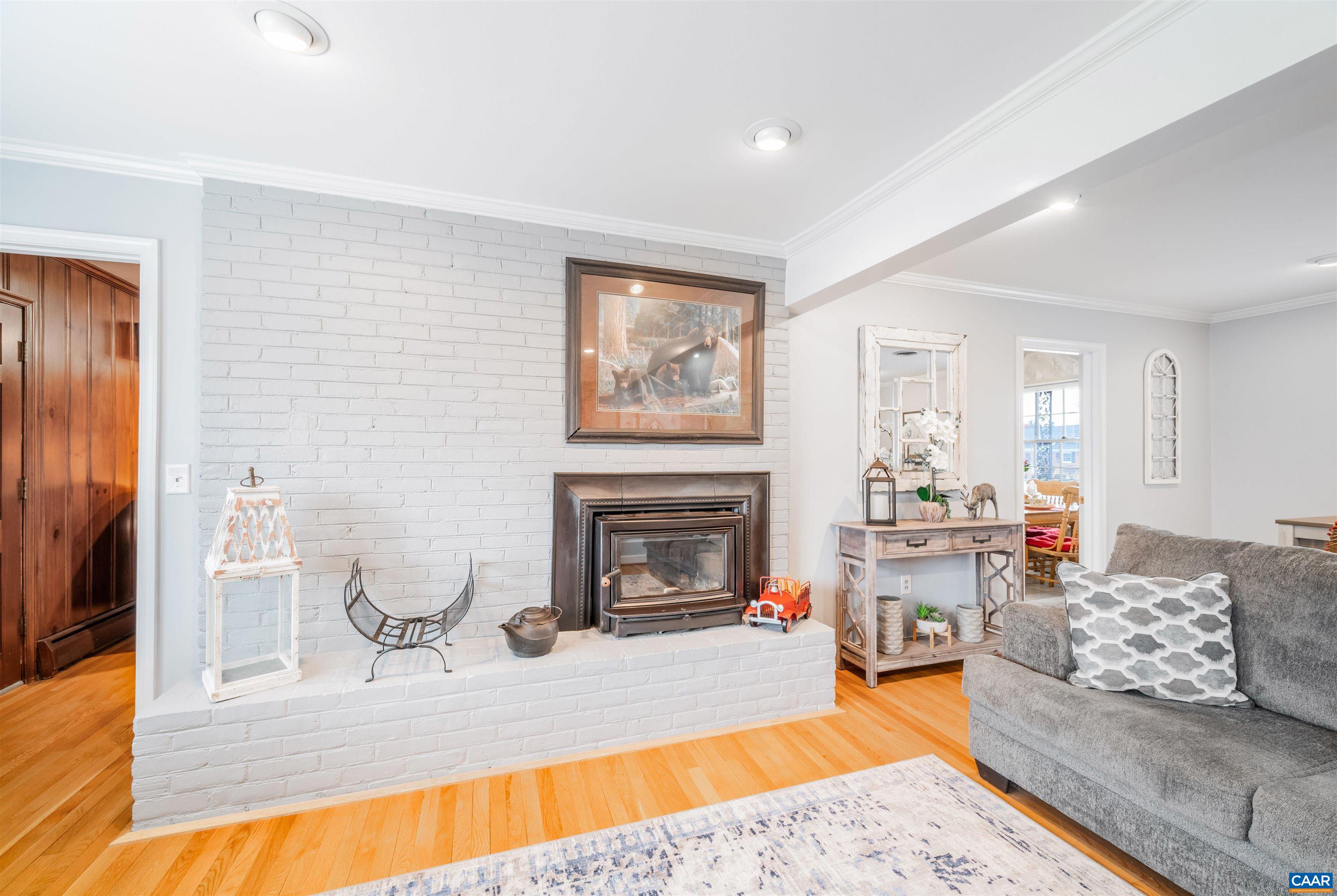 806 Kent Road Waynesboro, VA 22980 - Photo 6 of 57 Gallery Image 6