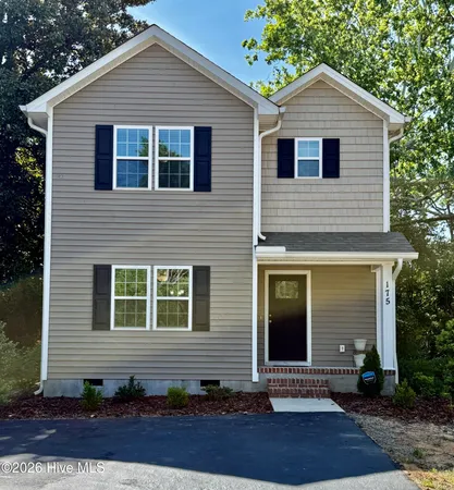 $1,850 | 175 South Carlisle Street, Southern Pines, NC 28387