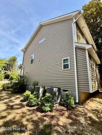 $1,850 | 175 South Carlisle Street, Southern Pines, NC 28387