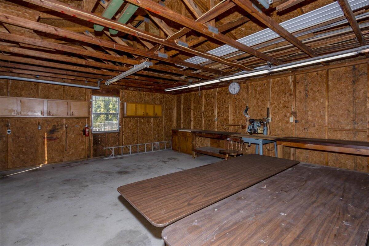 2145 Hillsinger Road Augusta, GA 30904 - Photo 44 of 50 Open work space with electricity.