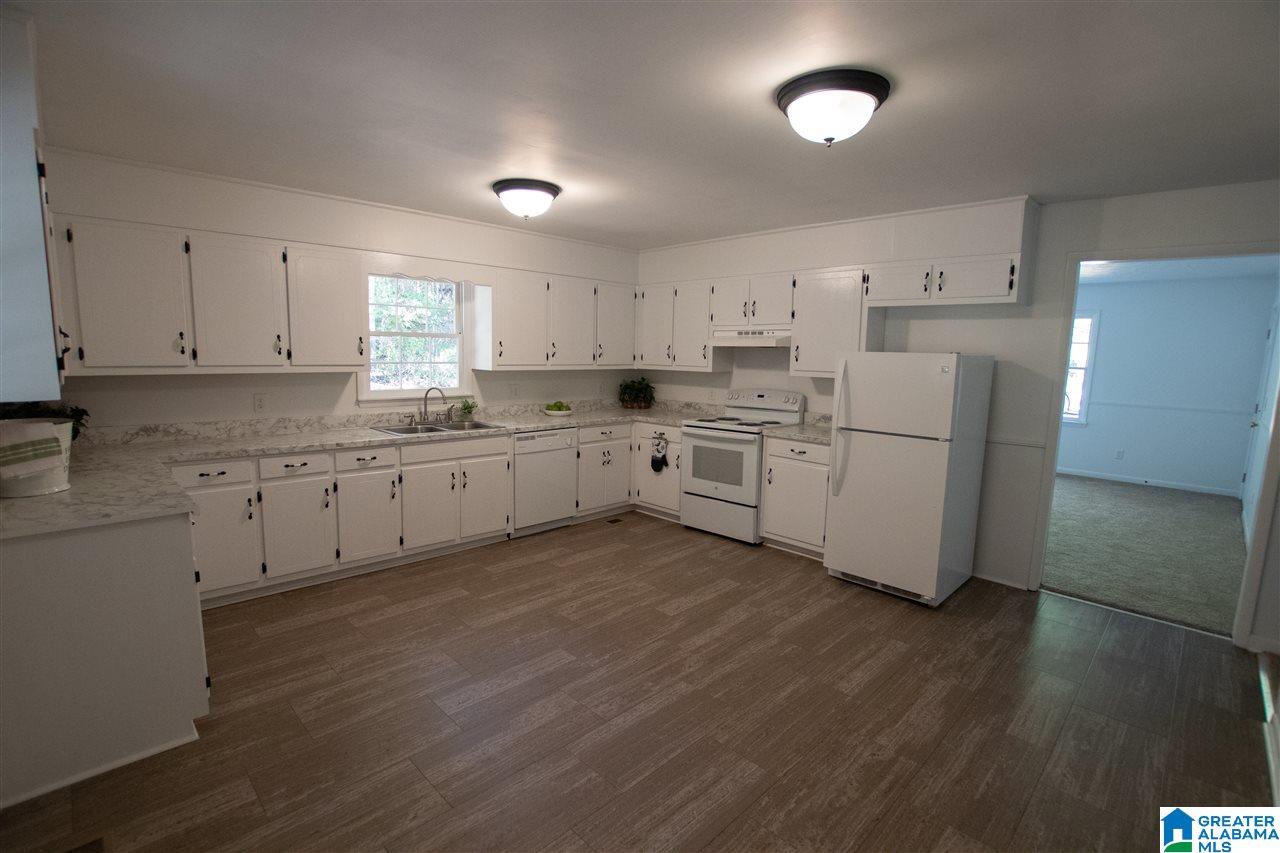 938 Cotton Avenue Oneonta, AL 35121 - Photo 18 of 50