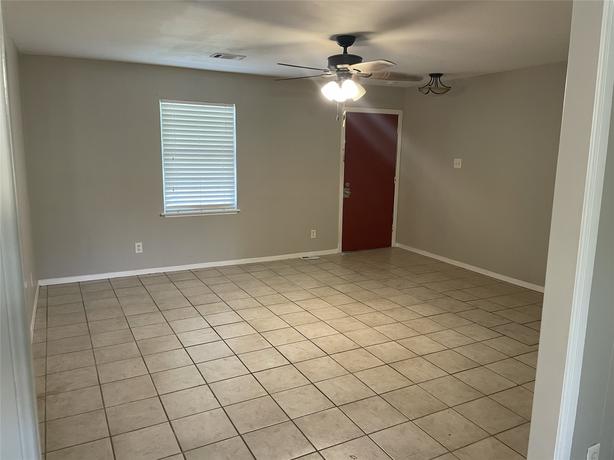 8915 Reamer Street Houston, TX 77074 - Photo 2 of 11