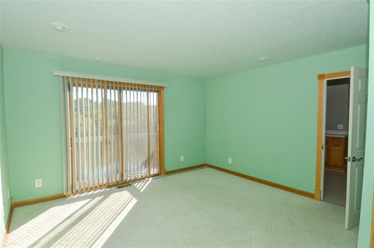 50996 Lilac Road South Bend, IN 46628 - Photo 14 of 29 Gallery Image 14