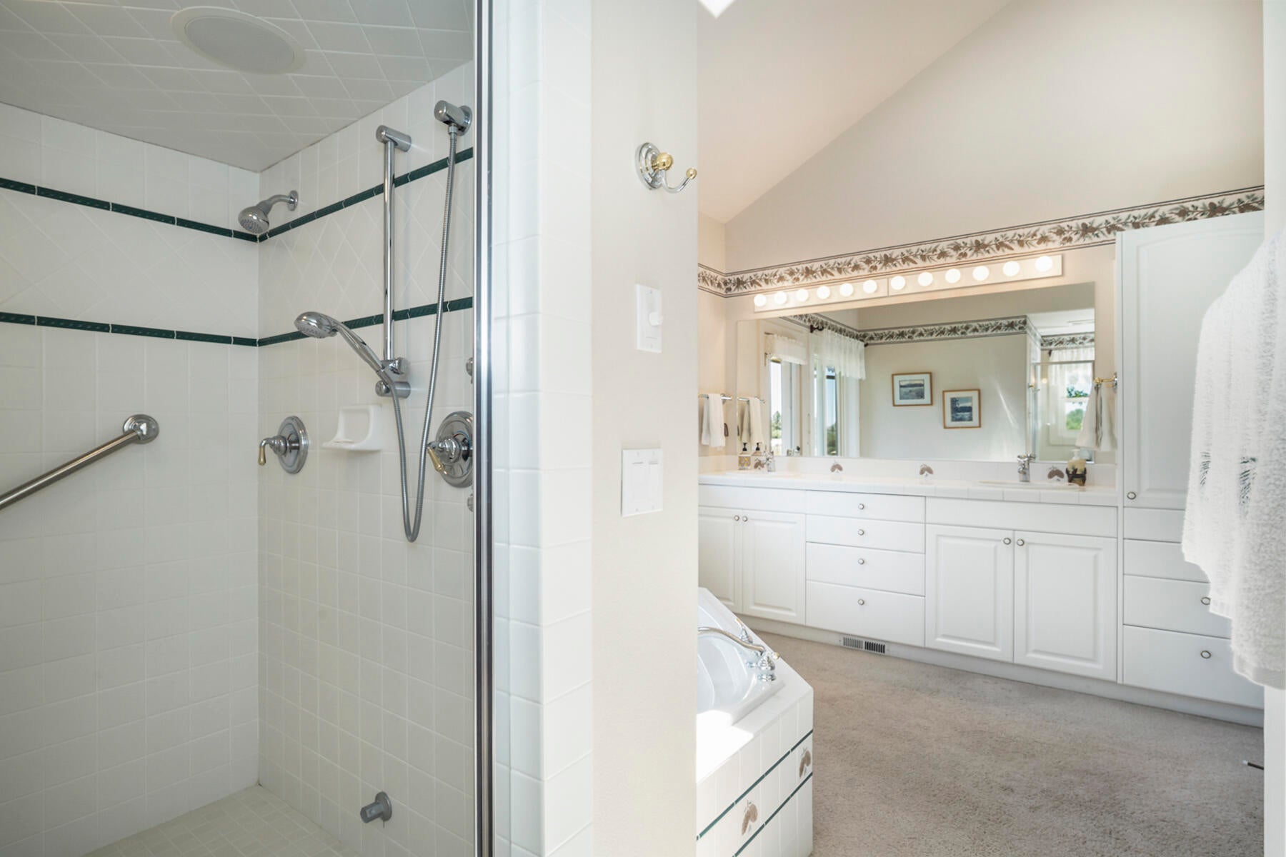 60696 Tekampe Road Bend, OR 97702 - Photo 24 of 61 Steam shower with built in speakers main level primary suite