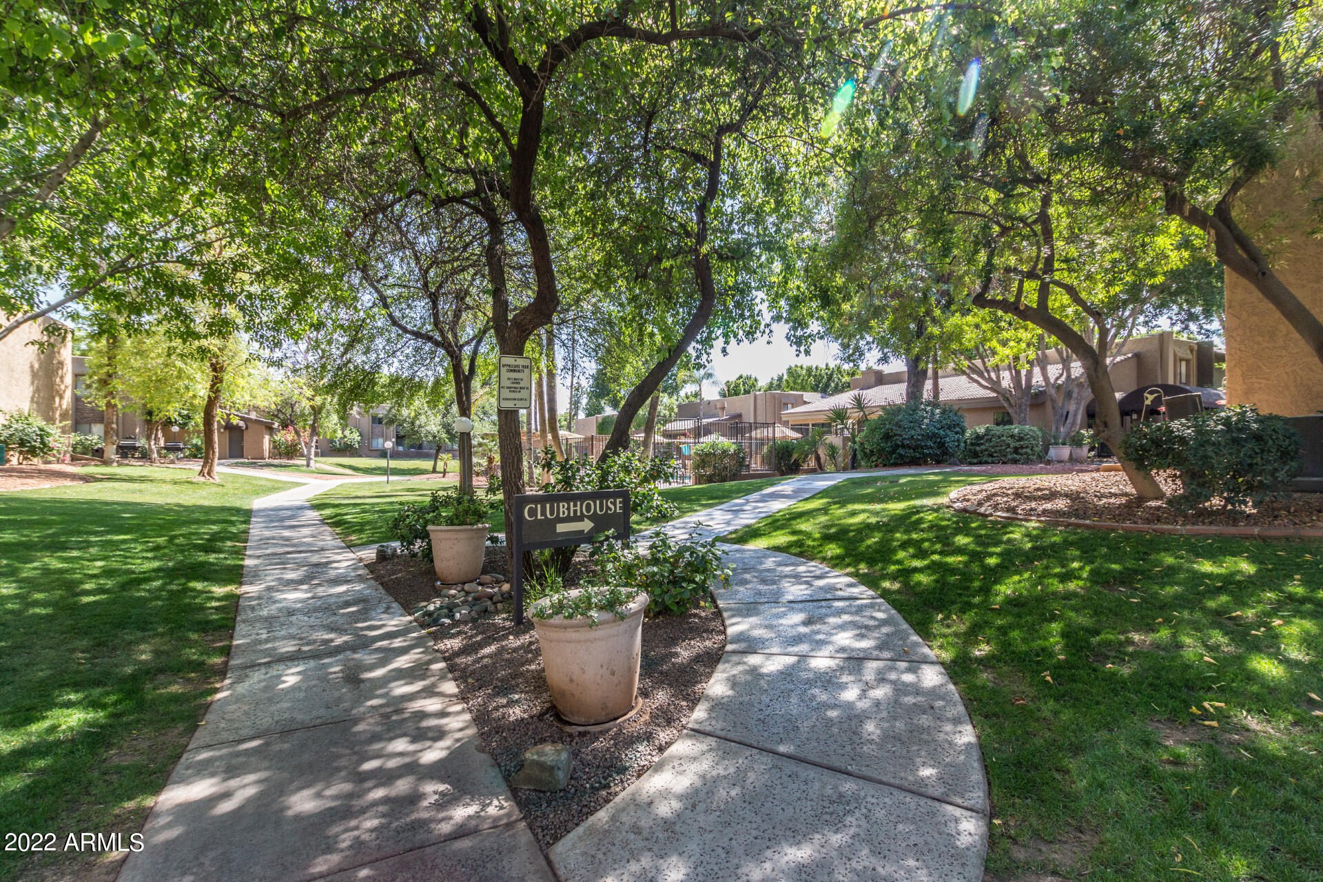 3825 East Camelback Road, Unit 171 Phoenix, AZ 85018 - Photo 23 of 26 29 Camelback #171