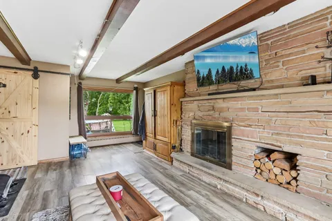 $389,999 | 2400 West Avalon Road, Janesville, WI 53546