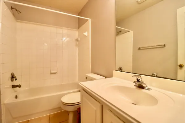 $1,600 | 14306 Melody Glen Lane, Houston, TX 77014