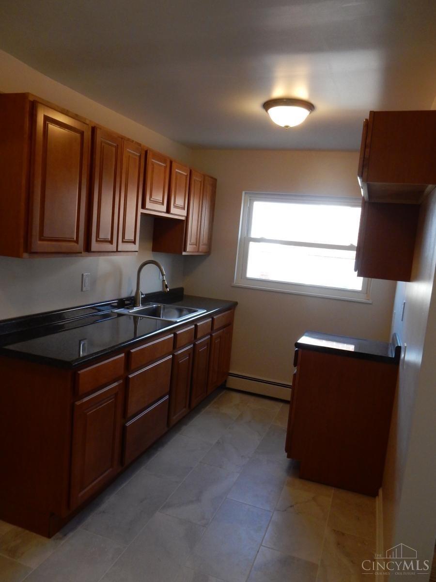 2709 Anderson Ferry Road Cincinnati, OH 45238 - Photo 2 of 12 Gallery Image 2