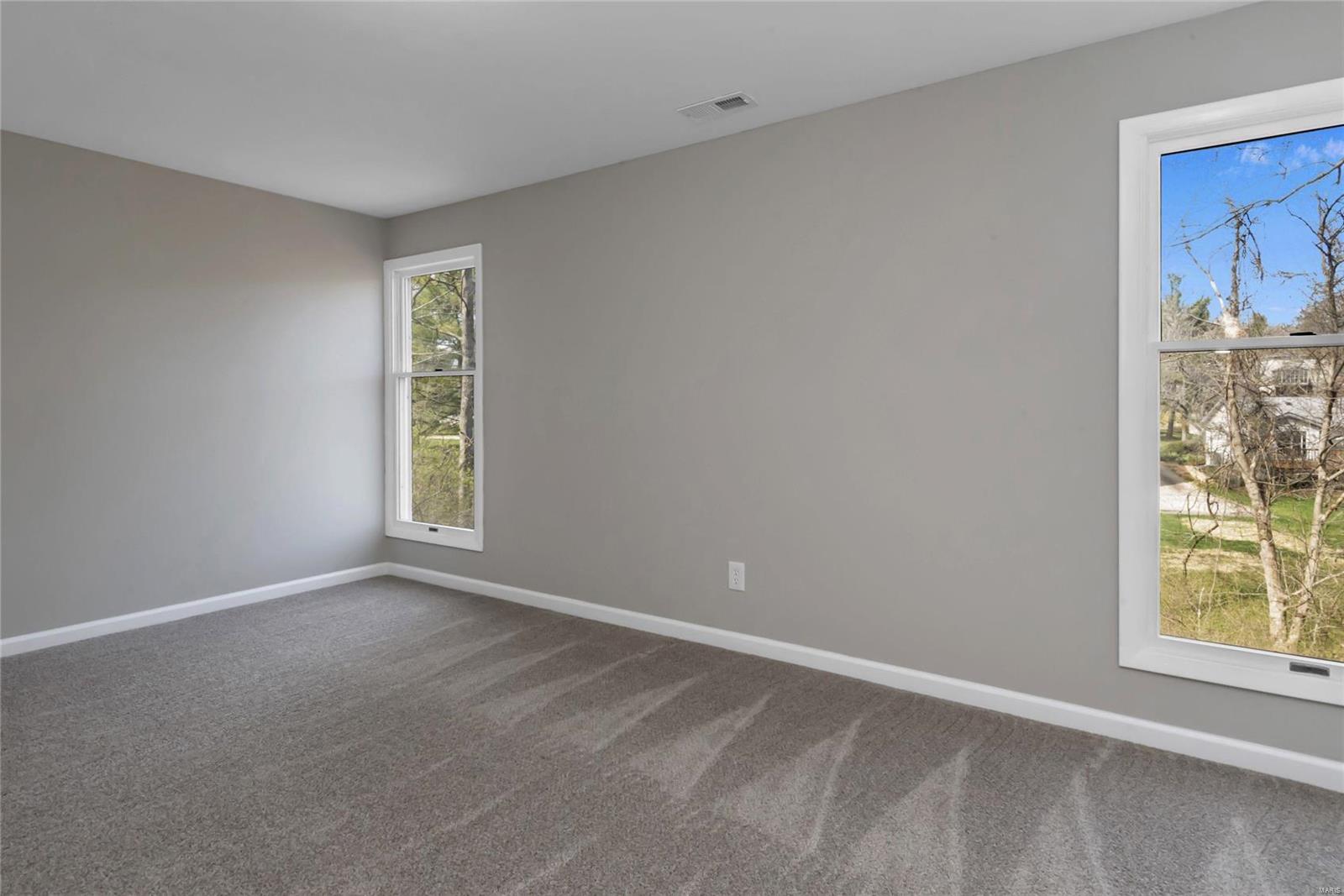 1864 Clover Ridge Court Chesterfield, MO 63017 - Photo 25 of 32 Gallery Image 25