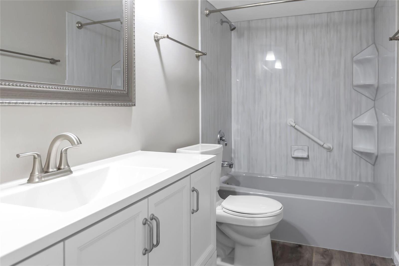 1864 Clover Ridge Court Chesterfield, MO 63017 - Photo 28 of 32 Gallery Image 28