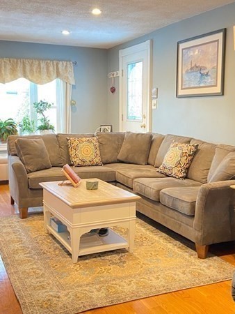 53 Great Woods Road Saugus, MA 01906 - Photo 8 of 40 Gallery Image 8