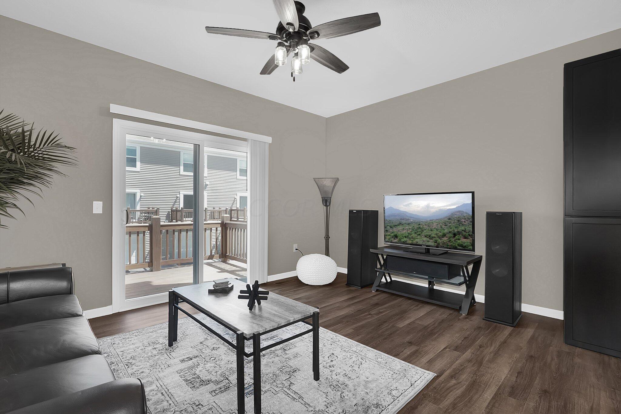 503 Autumn Ridge Circle Pickerington, OH 43147 - Photo 3 of 30 Living Room