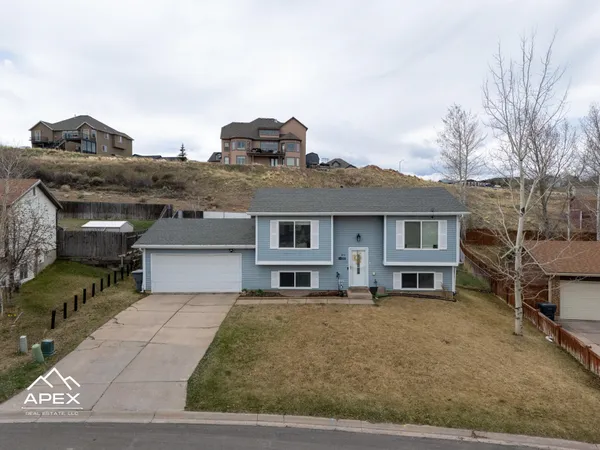 $375,500 | 214 City View Drive, Evanston, WY 82930