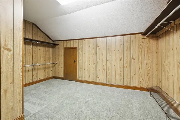 $569,000 | 3600 Lake Ontario Drive, Harvey, LA 70058