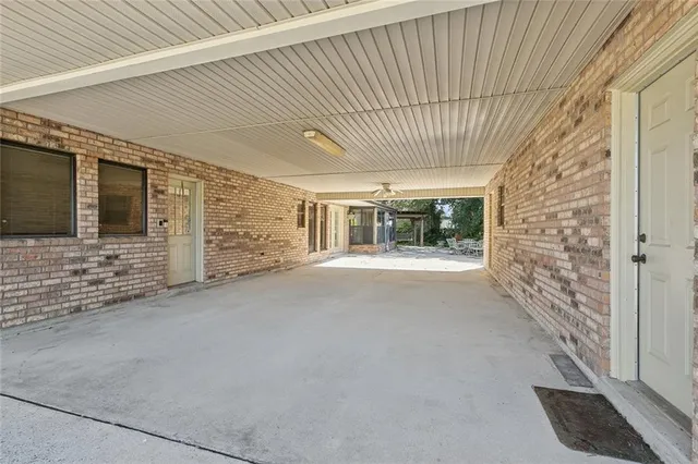 $570,000 | 3600 Lake Ontario Drive, Harvey, LA 70058