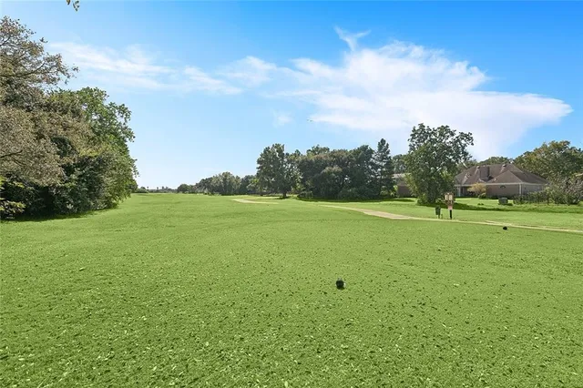 $570,000 | 3600 Lake Ontario Drive, Harvey, LA 70058