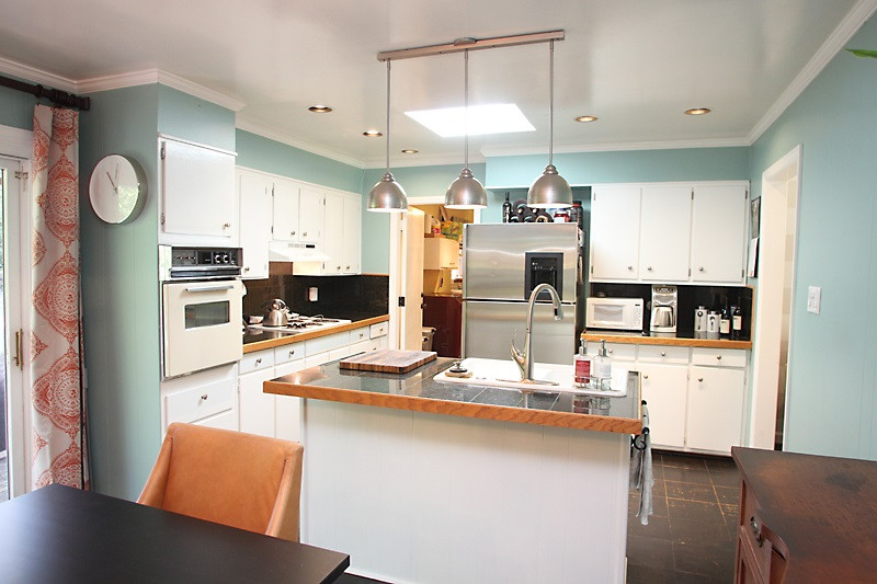 809 Currituck Drive Raleigh, NC 27609 - Photo 3 of 14 Kitchen