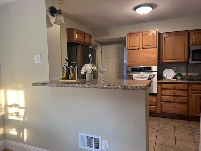 5582 Pocusset Street Pittsburgh, PA 15217 - Photo 11 of 29