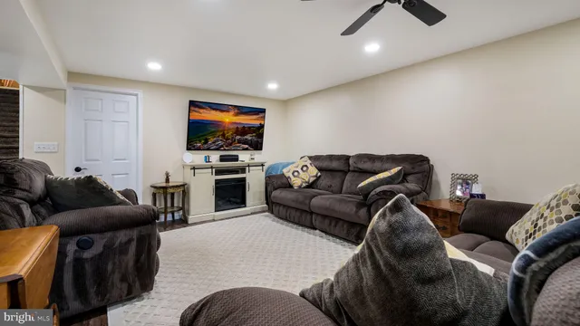 $650,000 | 93 Patricia Place, Media, PA 19063