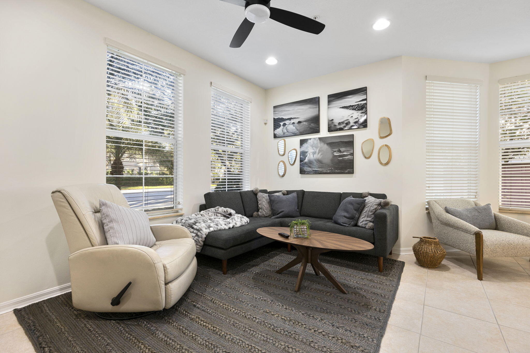 4301 Parkside Drive Jupiter, FL 33458 - Photo 4 of 29 6-web-or-mls-6R5A8200