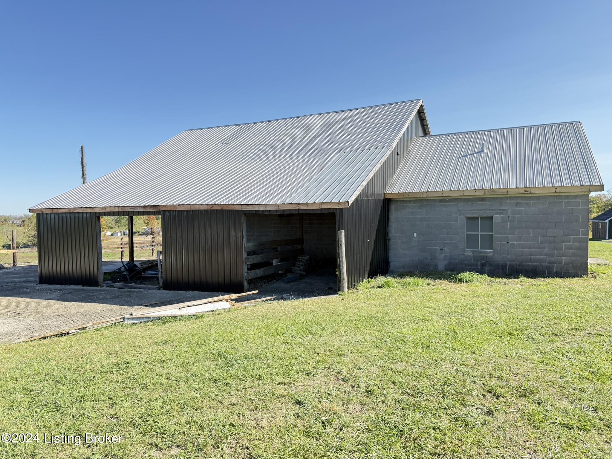 705 Jackson Road Smithfield, KY 40068 - Photo 37 of 39 Barn with lots of Storage for equipment