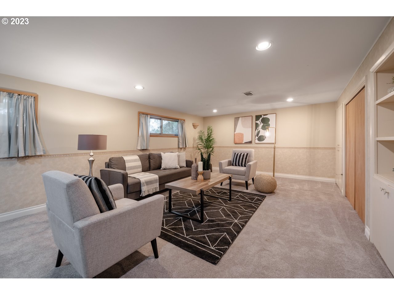 2145 Southwest Roxbury Avenue Portland, OR 97225 - Photo 22 of 32 Bonus Room