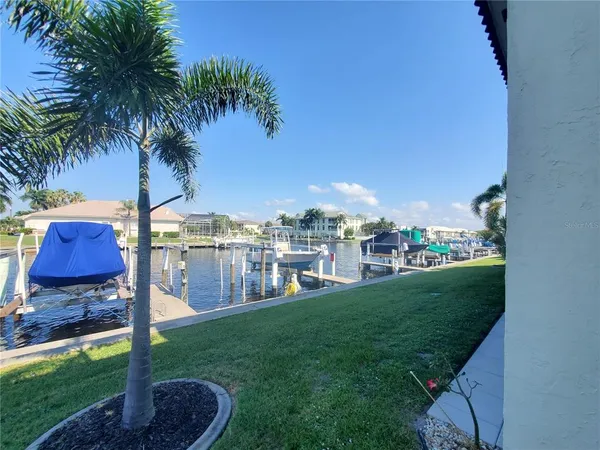 $2,200 | 311 Garvin Street, Unit 407A, Punta Gorda, FL 33950