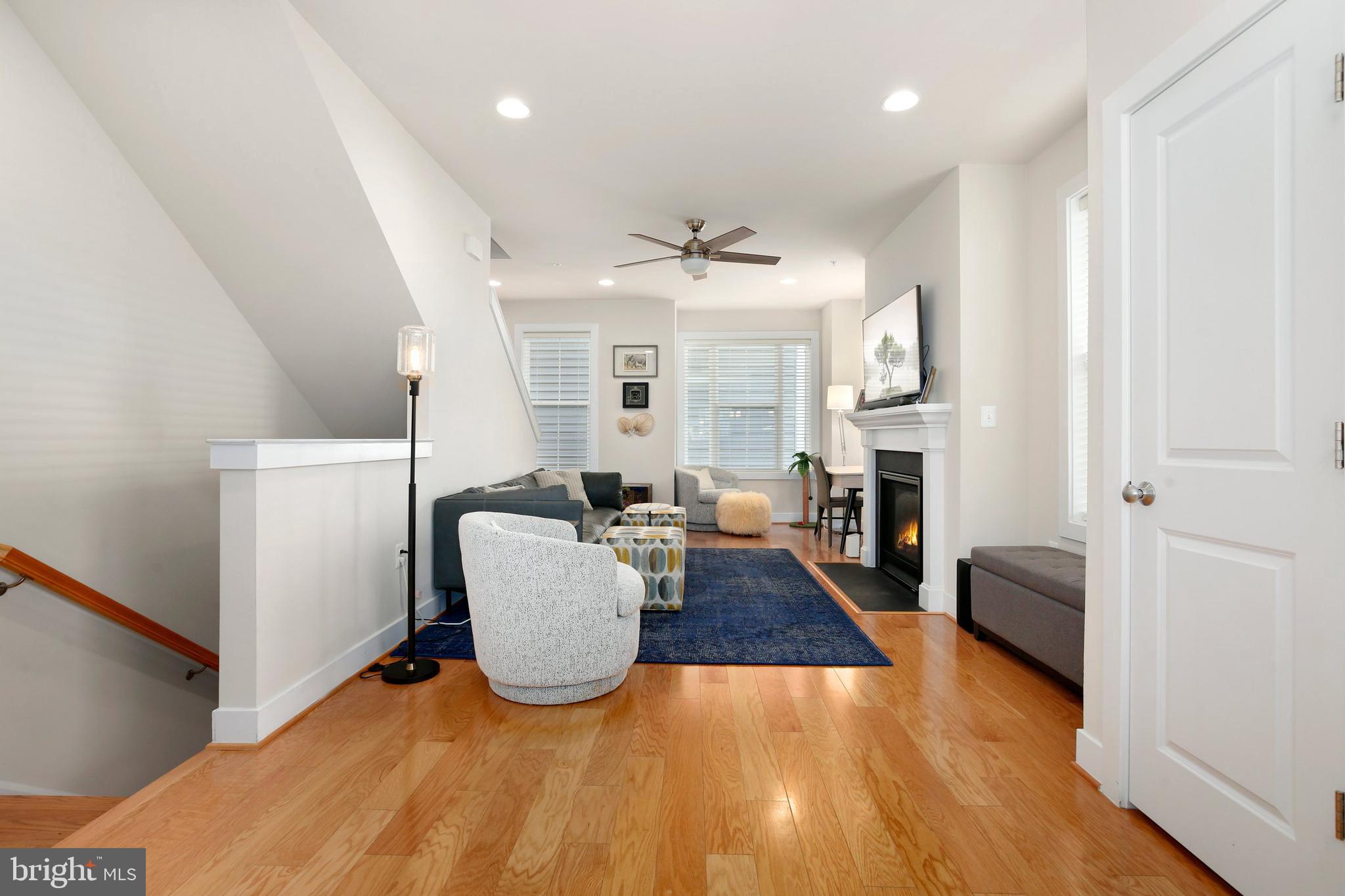 163 Kandinsky Loop Silver Spring, MD 20906 - Photo 5 of 58