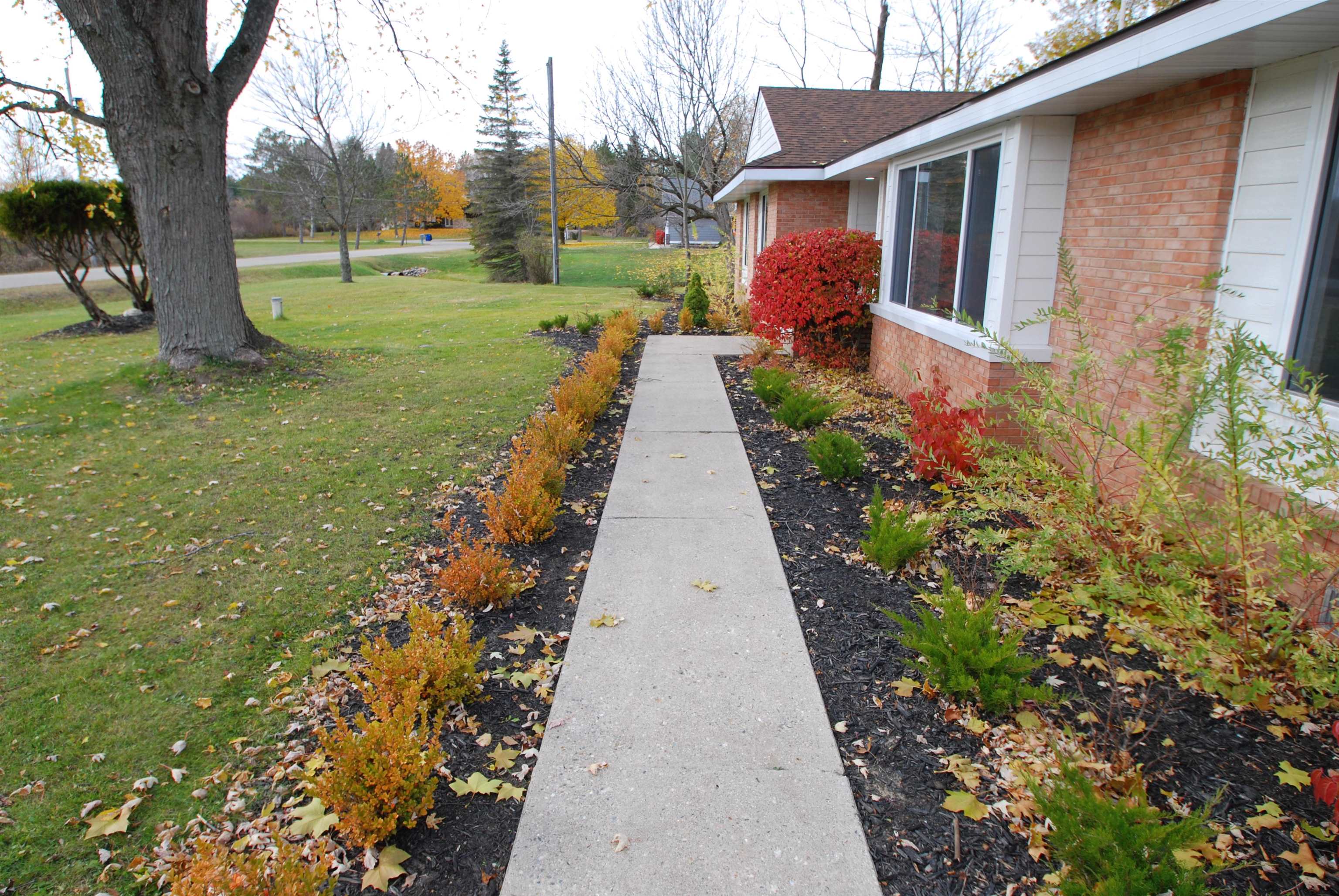 2301 Birchcrest Road West Branch, MI 48661 - Photo 8 of 70