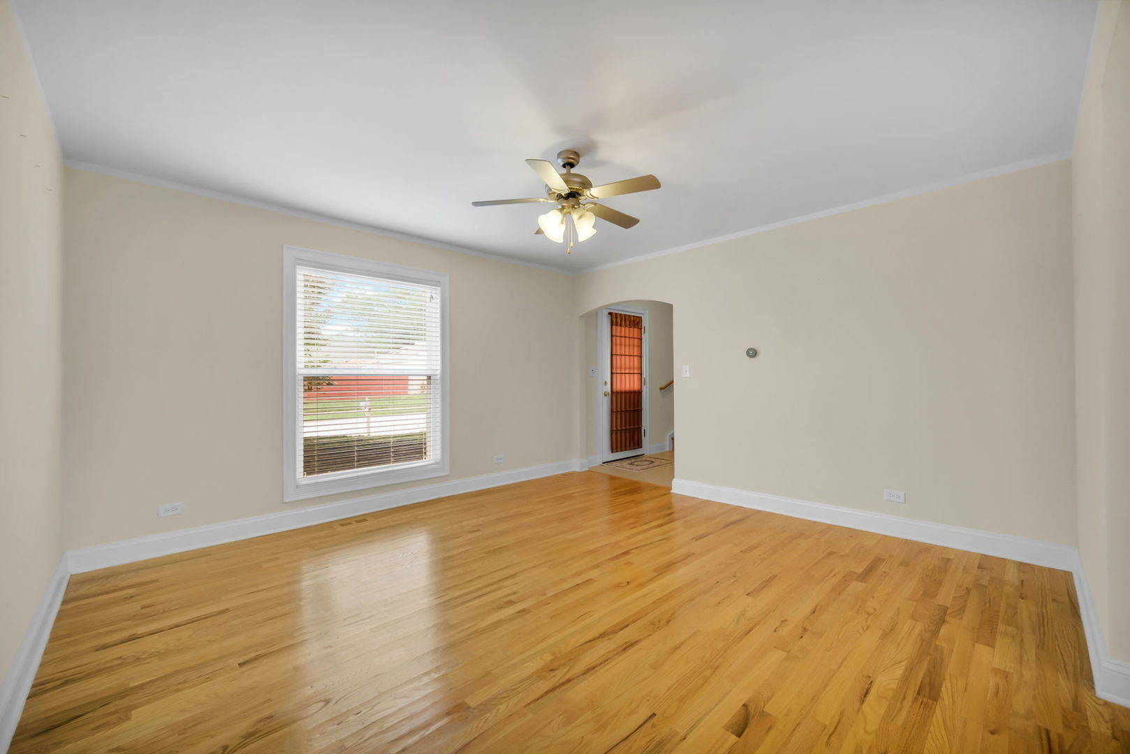 2575 Prairieview Lane South Aurora, IL 60502 - Photo 6 of 29 Gallery Image 6