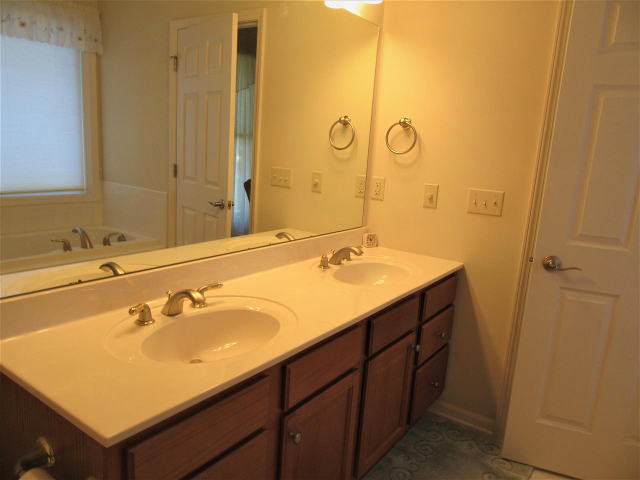 10281 Oakbrook Road Bridgman, MI 49106 - Photo 26 of 43 Gallery Image 26