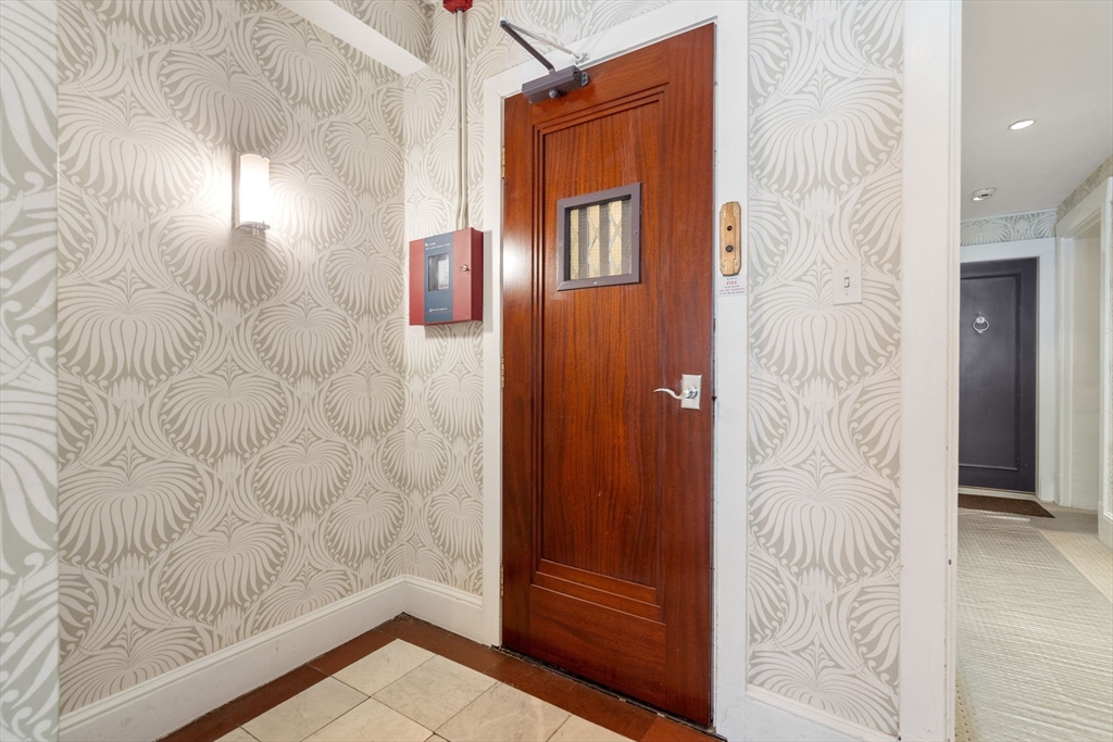 113 Commonwealth Avenue, Unit 3 Boston, MA 02116 - Photo 26 of 30 a bathroom with a shower
