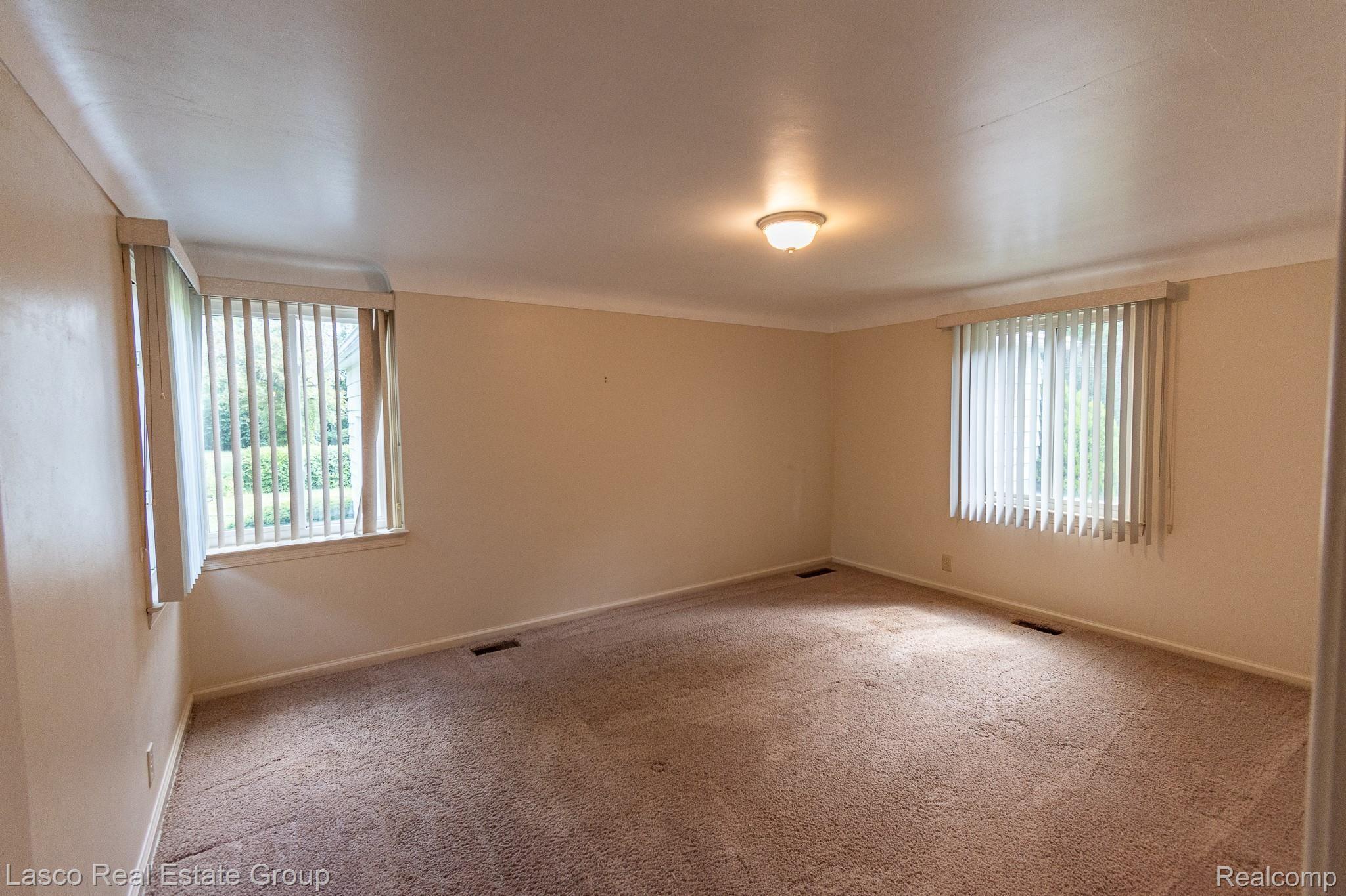 1831 Colchester Road Flint, MI 48503 - Photo 16 of 49 HardyMediaCompany-2662.jpg