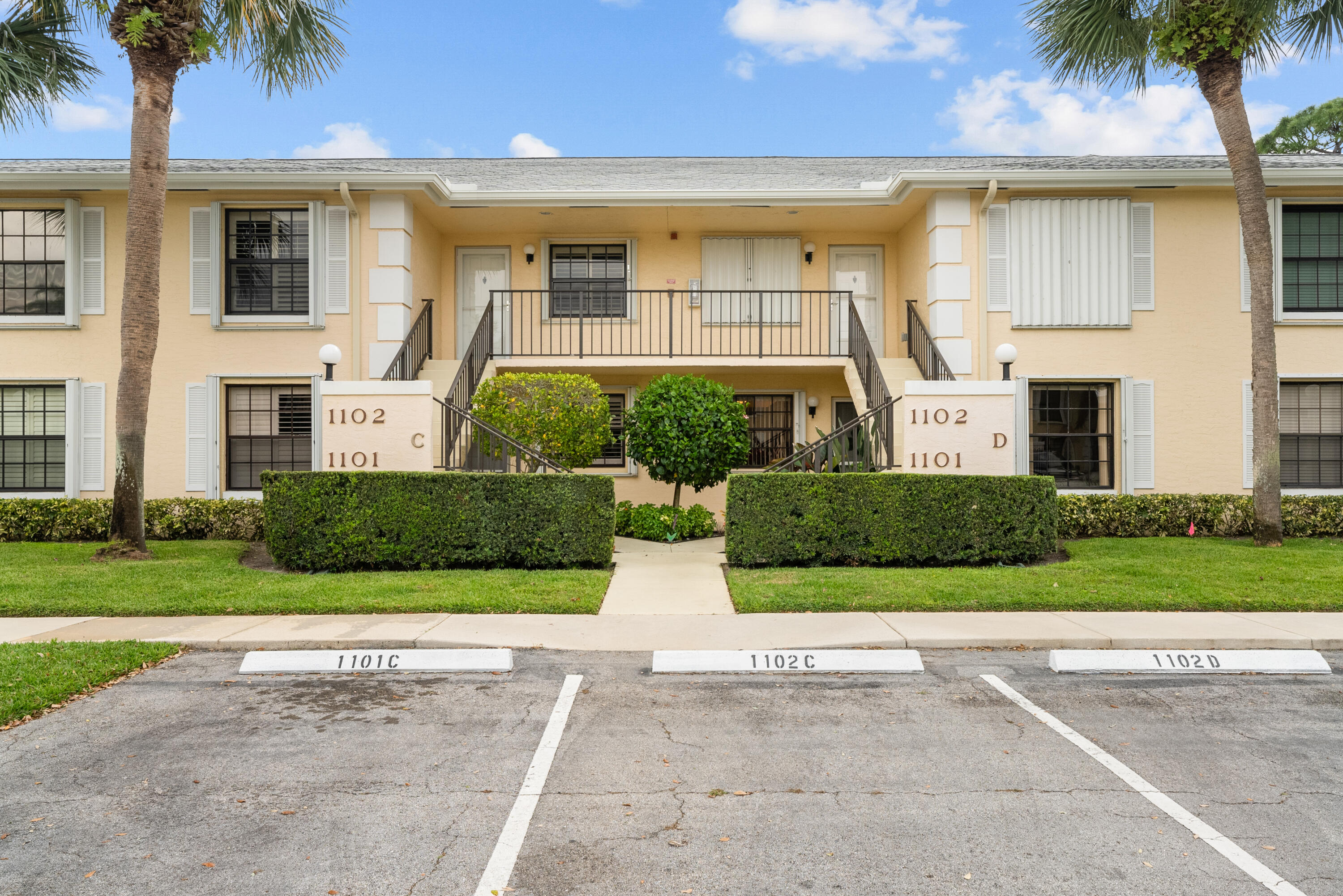 1101 Keystone Drive, Unit D Jupiter, FL 33458 - Photo 2 of 24 DSC00006
