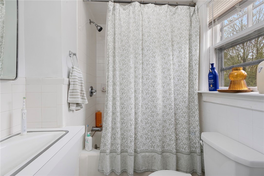 86 Transit Street Providence, RI 02906 - Photo 14 of 38